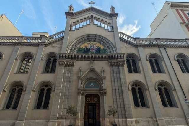 Bari, quella chiesa di via Cardassi che ingloba un vecchio monastero: � il Sacro Cuore di Ges�